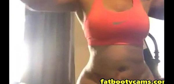  Curvy Ebony With Gigantic Ass - fatbootycams.com